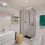 4 Personen Mit Doppelzimmer Appartement *