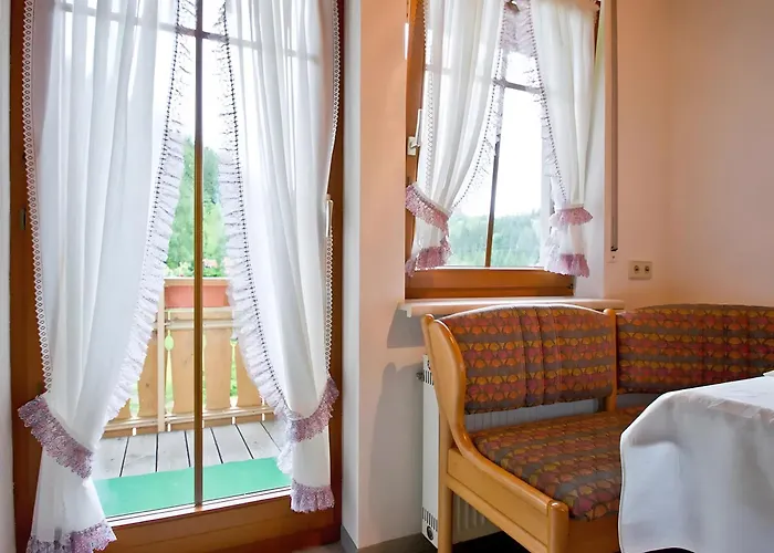 4 Personen Mit Doppelzimmer *